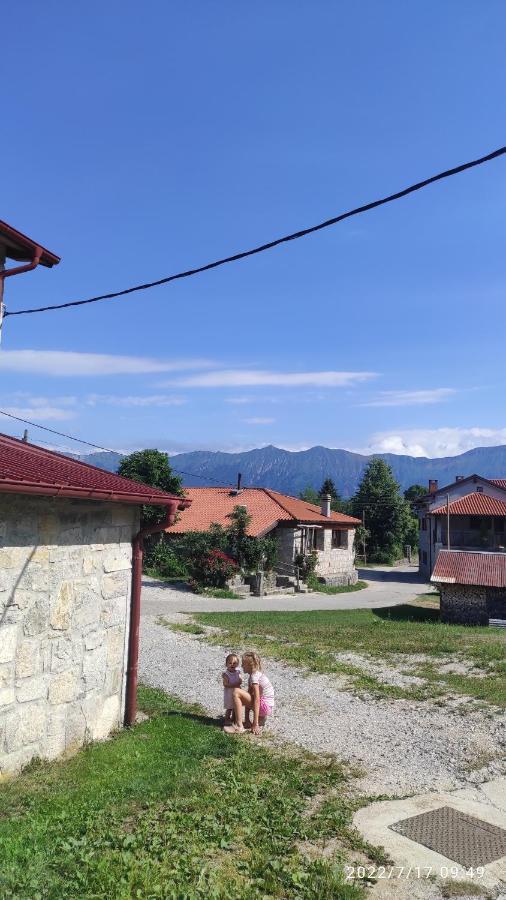 Holiday Farmhouse Skvor Robidisce Buitenkant foto